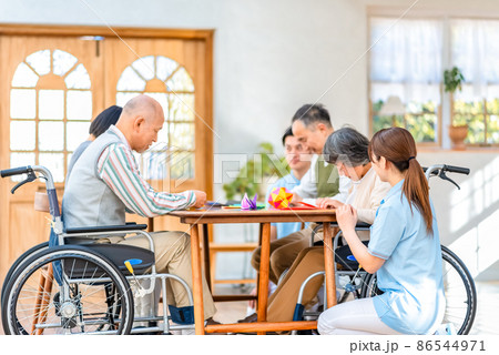 リハビリテーションセンター アクティビティ 折り紙 リハビリテーションセンター アクティビティ 折り紙 86544971