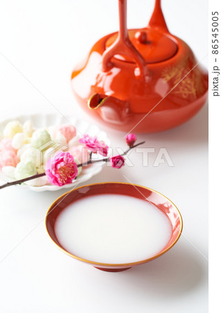 桃の節句の甘酒 桃の節句の甘酒 86545005