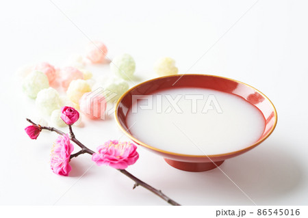 桃の節句の甘酒 桃の節句の甘酒 86545016