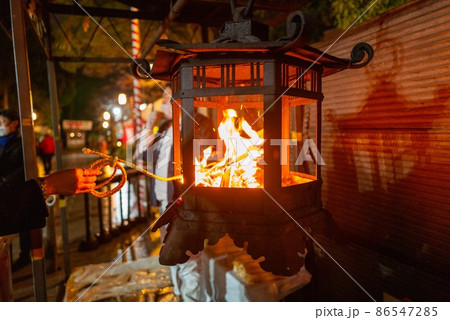 八坂神社の「をけら詣り」 八坂神社の「をけら詣り」 86547285