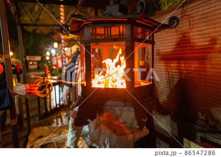 八坂神社の「をけら詣り」 八坂神社の「をけら詣り」 86547286
