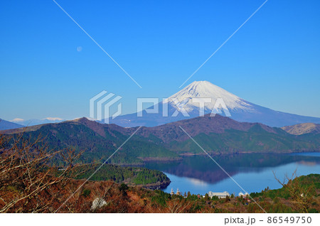 大観山展望台からの富士山の眺め 86549750