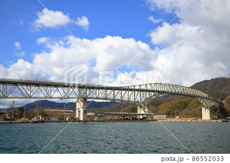 境水道大橋（鳥取県境港市 水産物卸売市場付近より撮影） 86552033
