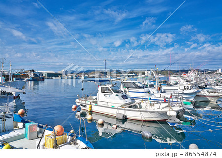 【串本漁港】 和歌山県東牟婁郡串本町串本 【串本漁港】 和歌山県東牟婁郡串本町串本 86554874