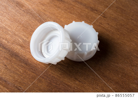 ポリ容器のキャップ　タンクキャップ 86555057