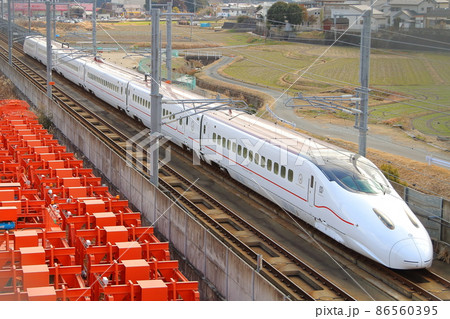 九州新幹線の800系「つばめ」・水戸岡鋭治 86560395