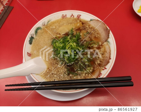 京都北白川ラーメン魁力屋の特製醤油ラーメン 86561927
