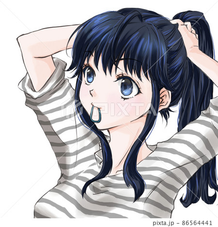 髪を結ぶ女性 86564441