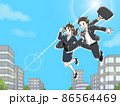 青空の下でオフィス街の中をジャンプする男性と女性 86564469