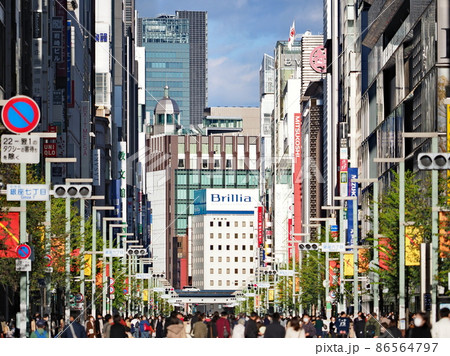 東京・銀座の歩行者天国 86564797