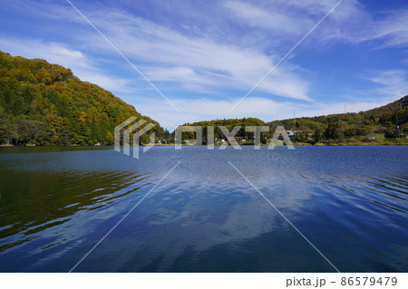 長野県秋の塩の道ウオーキングに行って来ました。素晴らしい湖がありました。(信州大町の中綱湖周辺) 長野県秋の塩の道ウオーキングに行って来ました。素晴らしい湖がありました。(信州大町の中綱湖周辺) 86579479