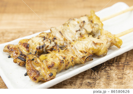 美味しい焼鳥、鶏皮 86580626