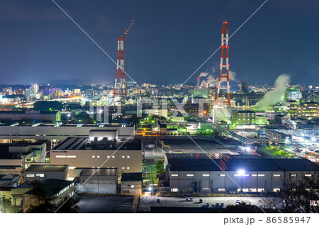 《福岡県》北九州の工場夜景（太陽インキ製造方面）黒崎城跡より撮影 86585947