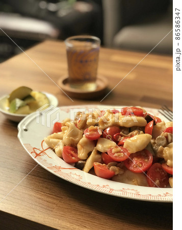 メンガーダー(台湾のニョッキ風麺)トマトソースアレンジ メンガーダー(台湾のニョッキ風麺)トマトソースアレンジ 86586347