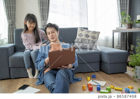 テレワーク 86587408