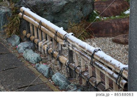 趣味の庭作り、雪景色 86588063