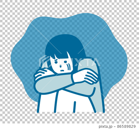 膝を抱えて泣いている女性 膝を抱えて泣いている女性 86589829