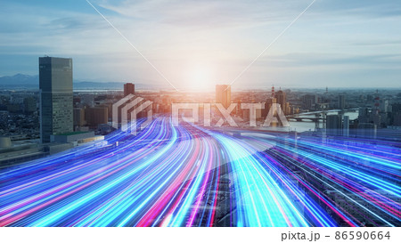 都市を走る光の帯　未来への道 86590664
