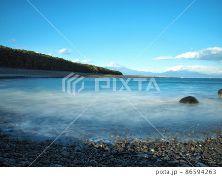 静岡県　冬の三保の松原　2月 86594263