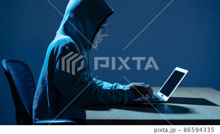 ハッキング　サイバー攻撃　マスク　犯罪 86594335