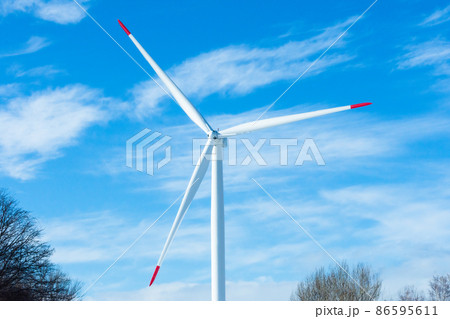 風力発電の風車 86595611