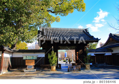 名古屋市、徳川園黒門の風景 86598446