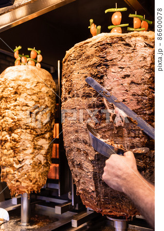 Making turkish Doner Kebab Istanbul street food Making turkish Doner Kebab Istanbul street food 86600078