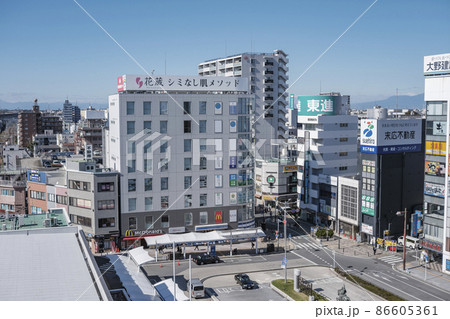 熊谷駅北口前の広場と街並の眺望 埼玉県熊谷市 熊谷駅北口前の広場と街並の眺望 埼玉県熊谷市 86605361
