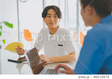 ケアカンファレンス 86616670