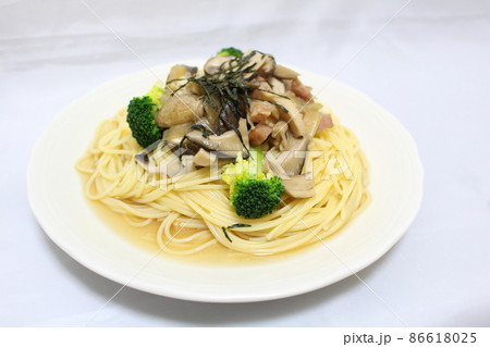 きのこパスタ きのこパスタ 86618025