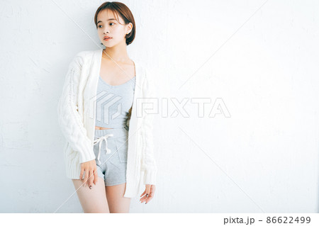 若い女性のスキンケア、ダイエットイメージ 86622499