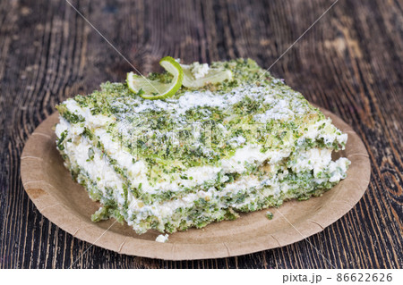 green cake with cream and lime 86622626
