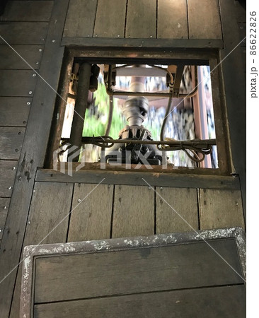 DMH17エンジンを見る 86622826