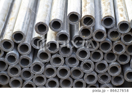 Metal profile pipe of round section in packs Metal profile pipe of round section in packs 86627658