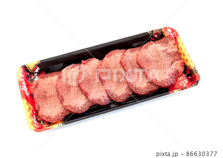 食品トレー入り牛タン【チラシ用素材】 食品トレー入り牛タン【チラシ用素材】 86630377