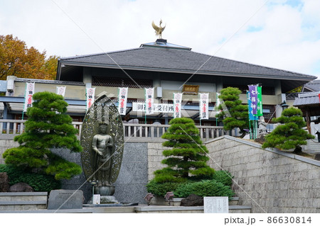 【瀬戸内三十三観音霊場】第一番 不洗観音寺の紫雲殿と観音像 岡山県倉敷市 【瀬戸内三十三観音霊場】第一番 不洗観音寺の紫雲殿と観音像 岡山県倉敷市 86630814