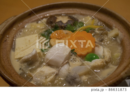 あんこう鍋　あんこう　アンコウ　鮟鱇　鍋料理　大洗　茨城　味噌　ニンジン　名物 86631873