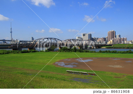 荒川放水路を渡る京成本線3500形更新車 荒川放水路を渡る京成本線3500形更新車 86631908