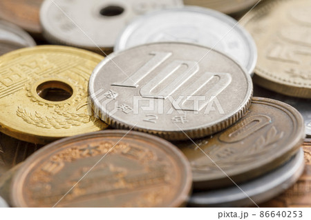お金 硬貨 お金 硬貨 86640253