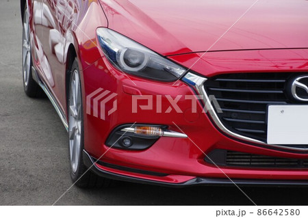 自動車イメージ　マツダアクセラスポーツのフロントマスク 86642580