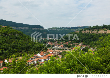 ブルガリア　ヴェリコ・タルノヴォのツァレヴェッツ要塞 86645762