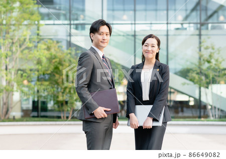 若い弁護士　撮影協力：LINK FOREST 86649082