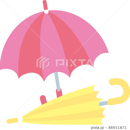 開いた赤い傘と閉じた黄色い傘 86651871