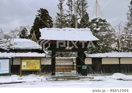 茶室麟閣・冬の鶴ヶ城(福島県・会津若松市) 茶室麟閣・冬の鶴ヶ城(福島県・会津若松市) 86652066