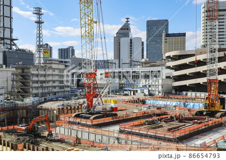 工事現場　再開発 86654793