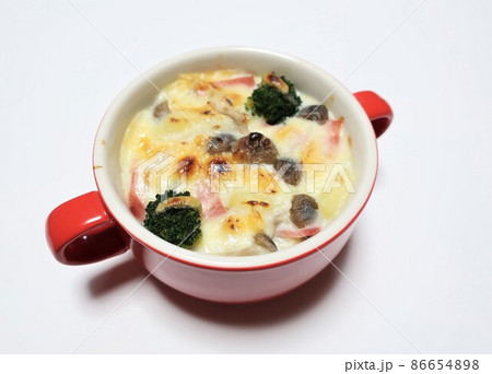 しめじとベーコンのおいしいポテトグラタン 86654898