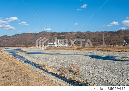 冬の梓川と青空 松本市 冬の梓川と青空 松本市 86659435