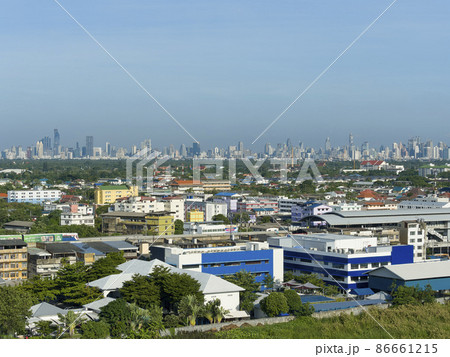 タイ バンコク 高層ビル群遠景 / Bangkok, Thailand 86661215