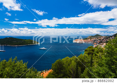 クロアチア　ドゥブロヴニクの旧市街とロクルム島 86662002