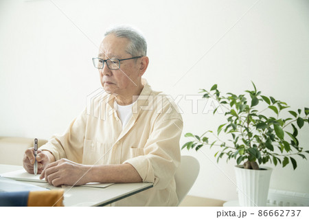 シニアのライフスタイル シニアのライフスタイル 86662737
